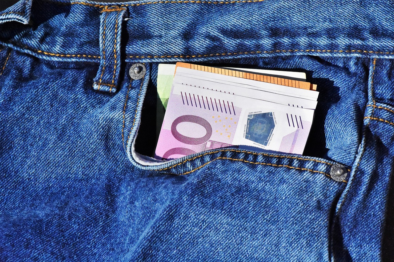 Кредитна карта без годишна такса – карта без такса обслужване и теглене