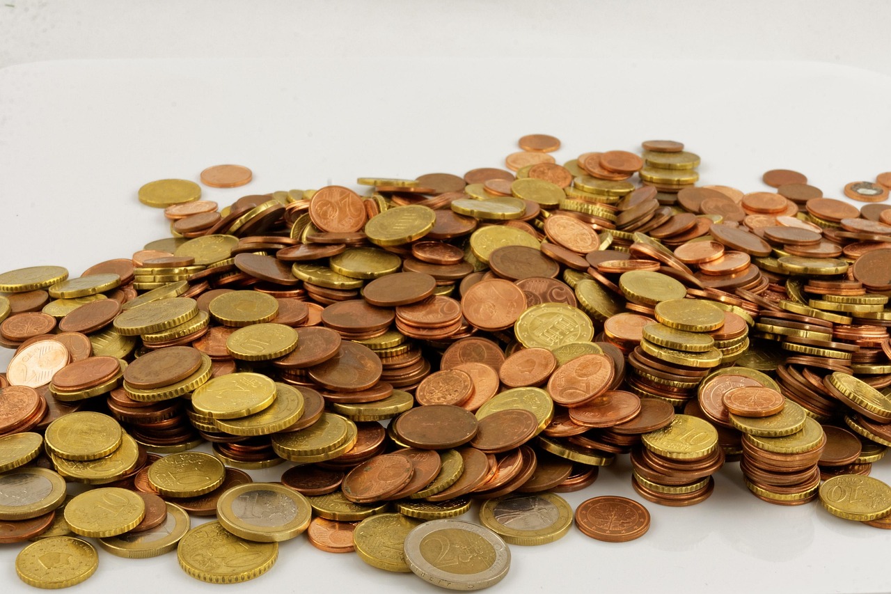 Плащане на битови сметки с кредитна карта – как да платя тока онлайн